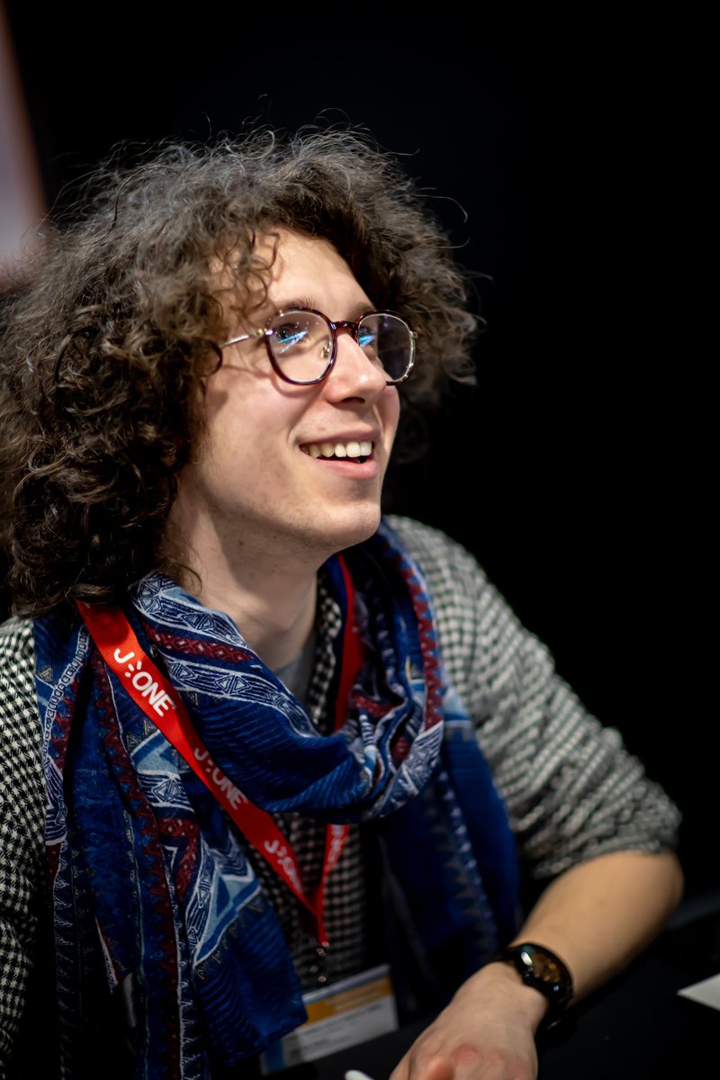 Krysthal tweet media