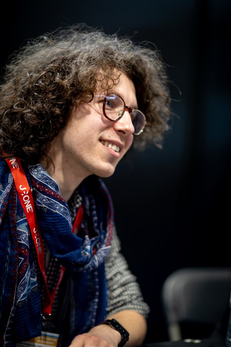 Krysthal tweet media