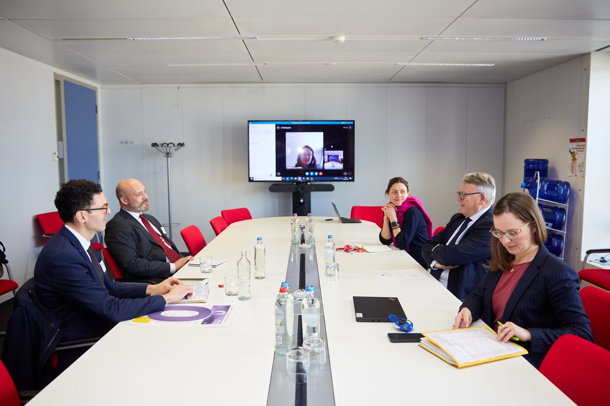 etuc_ces's tweet photo. #ZeroDeathAtWork discussed today with @NicolasSchmitEU. 
👉We demand @EU_Commission action to further protect workers against dangerous substances, including a more ambitious revision of the #Asbestos at Work Directive and legislation on psychosocial risks... https://t.co/bDrbeZgMnz