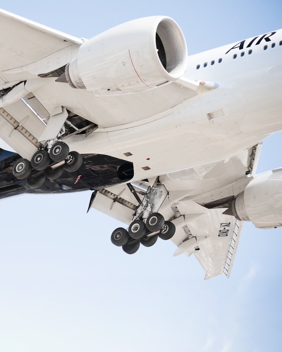 Up, up in the AIR with the @FlyAirNZ 777 on #wingwednesday You can almost hear the roar of those @geaviation GE90 engines! #avgeek