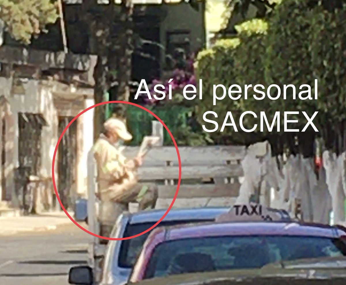 mikevideo21's tweet photo. Litros de agua se desperdician pero @SacmexCDMX no reparan la fuga pues personal de OficinaRegionalCoy están ocupados #AHORA #violentando a los vecinos por denunciar su #Corrupción @SEDEMA_CDMX @ContraloriaCDMX investiguen y mejoren el servicio @GobCDMX https://t.co/NbVrPdtqqU