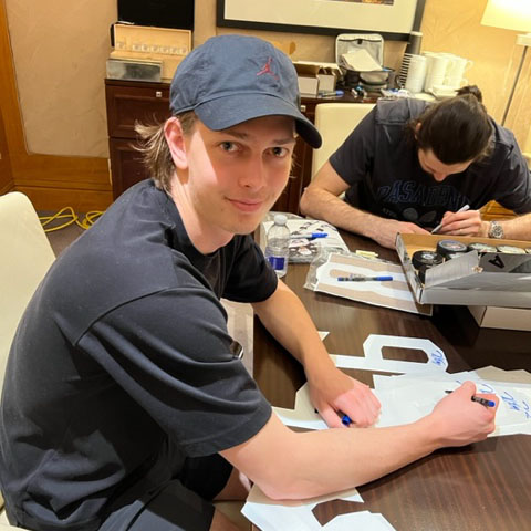 frozen_pond's tweet photo. Check out some of the photos from our signing with #CBJ stars - Boone Jenner, Kent Johnson, and Kirill Marchenko. Visit the link below for products.
https://t.co/RO0aicUJRs
#NHL #Autographs #Jenner #KentJohnson #Marchenko #Michigan #Autographs #Signings https://t.co/zrT5IIgNvn