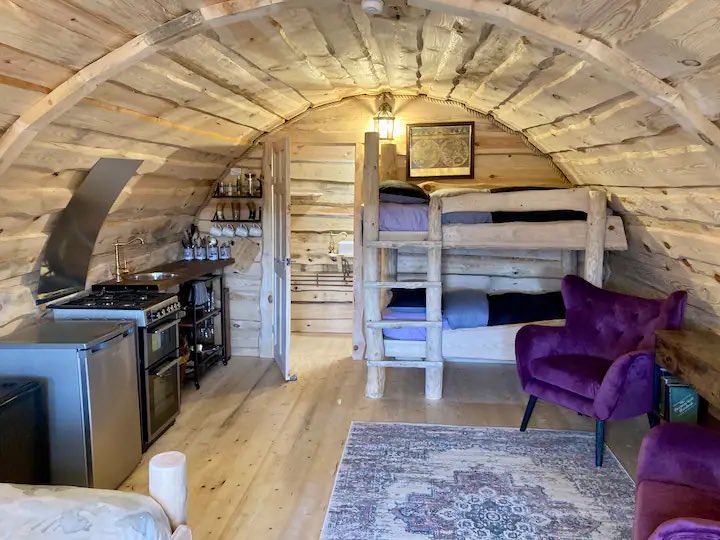 TimberTeamUK's tweet photo. Ready to turn your love of the great outdoors into a profitable business? Consider starting your own #AirBnB business with #glamping pods! Offer travelers a unique and luxurious camping experience while earning a steady income. #entrepreneurship #travel #sustainability https://t.co/sADmANywbB