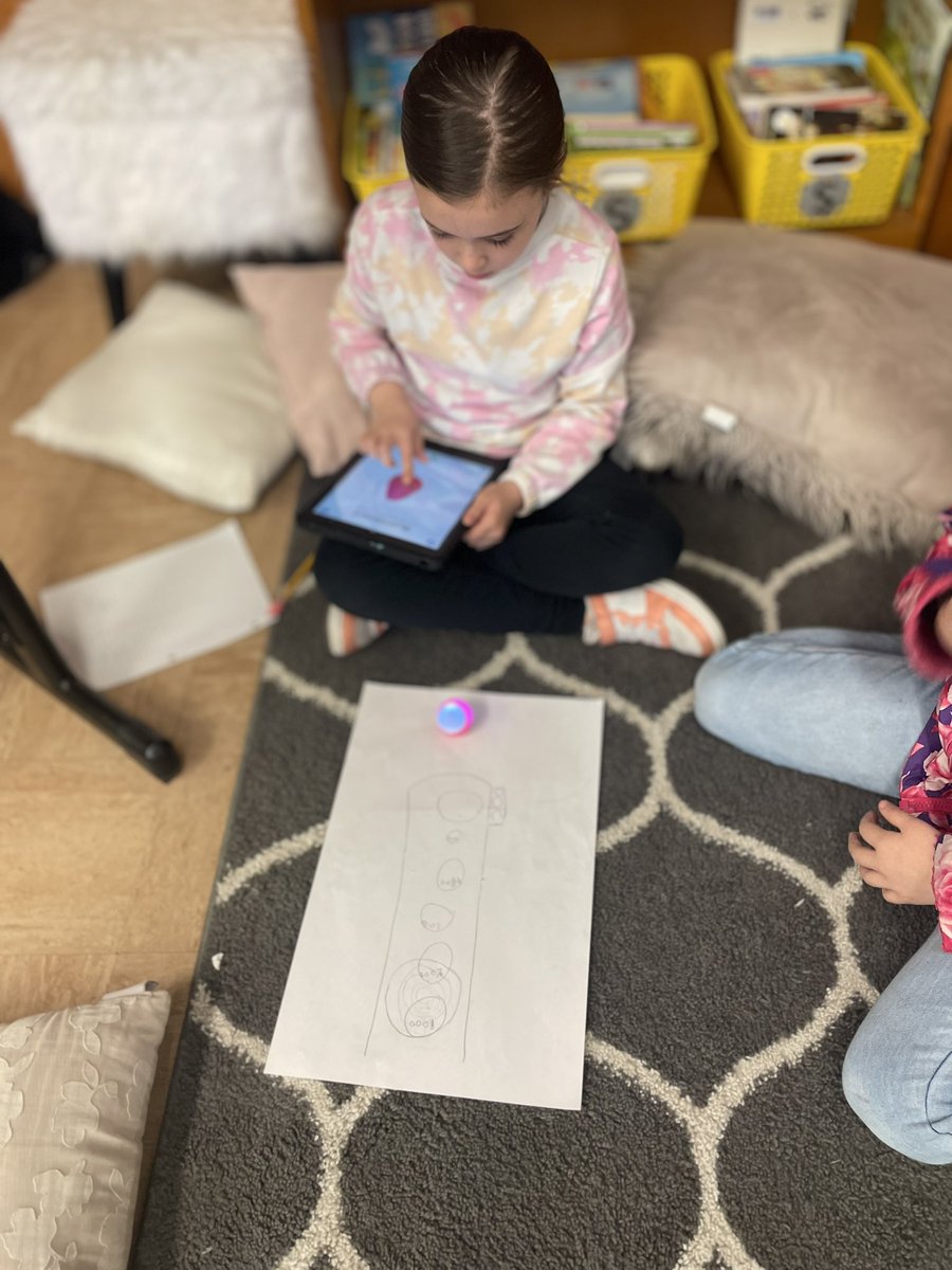 TroyTechCoaches's tweet photo. Carnival games today with @SpheroEdu minis! @TCSD https://t.co/yLFyIqnwVO
