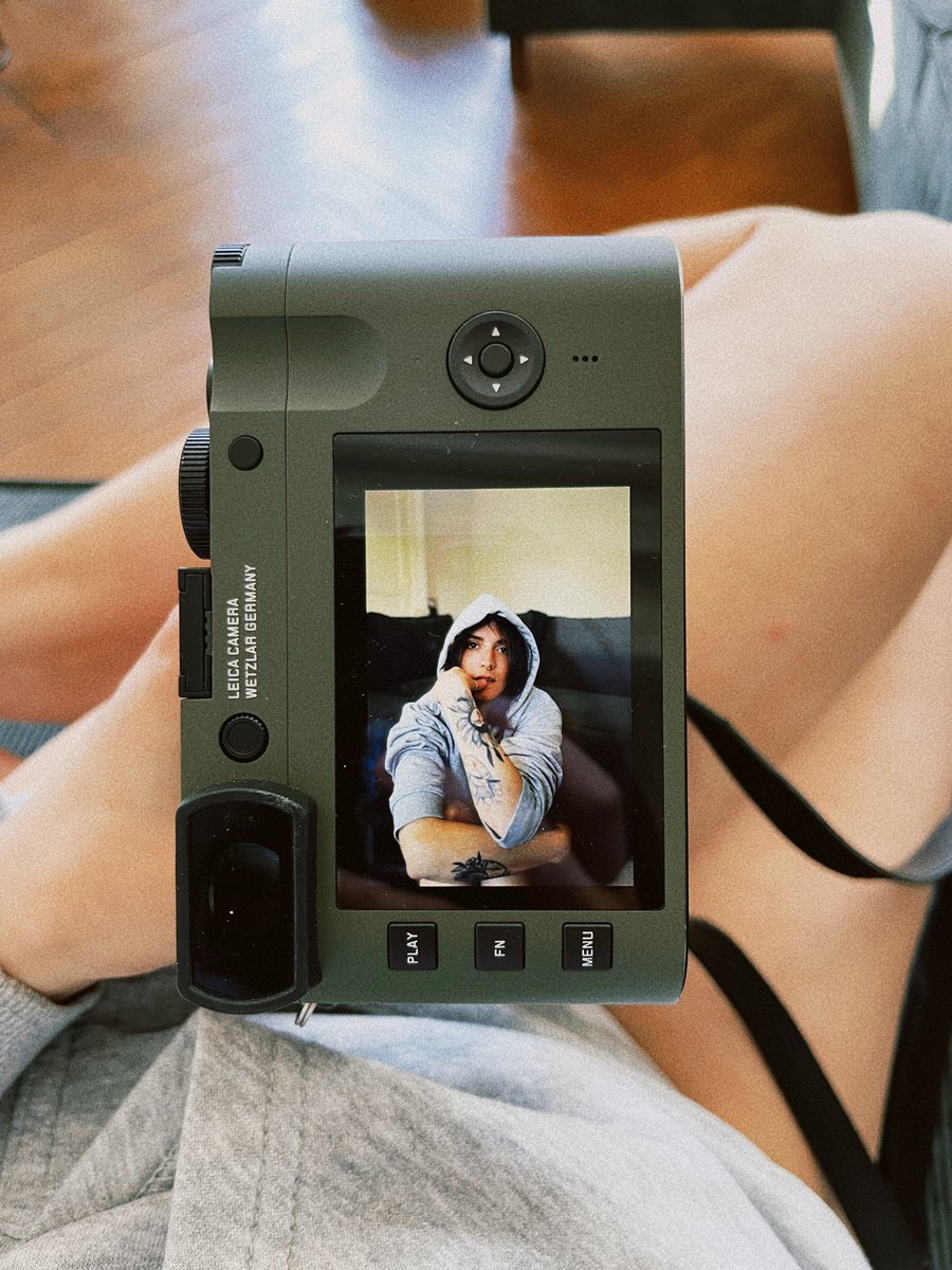 Laura 🏳️🌈 tweet media