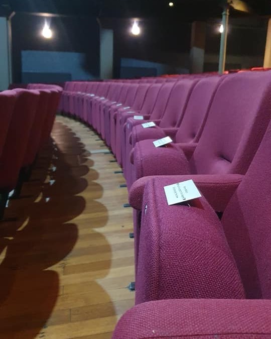 Oldham Coliseum tweet media