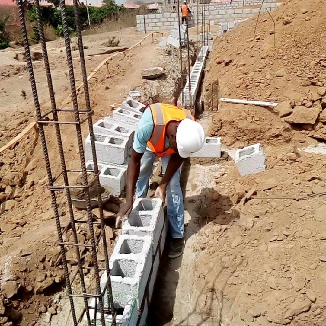 dezynstructures's tweet photo. F O U N D A T I O N 👷🏾‍♂️👷🏾‍♂️👷🏾‍♂️
.
.
Somewhere in Abuja this afternoon , we started forming the Foundation. 
. 
.
#foundation #construction #building #buildings #contractor #duplex #realestate #abuja #dezynstructures #padfoundations #builder #reels #architectu https://t.co/g3TdVc0Z83