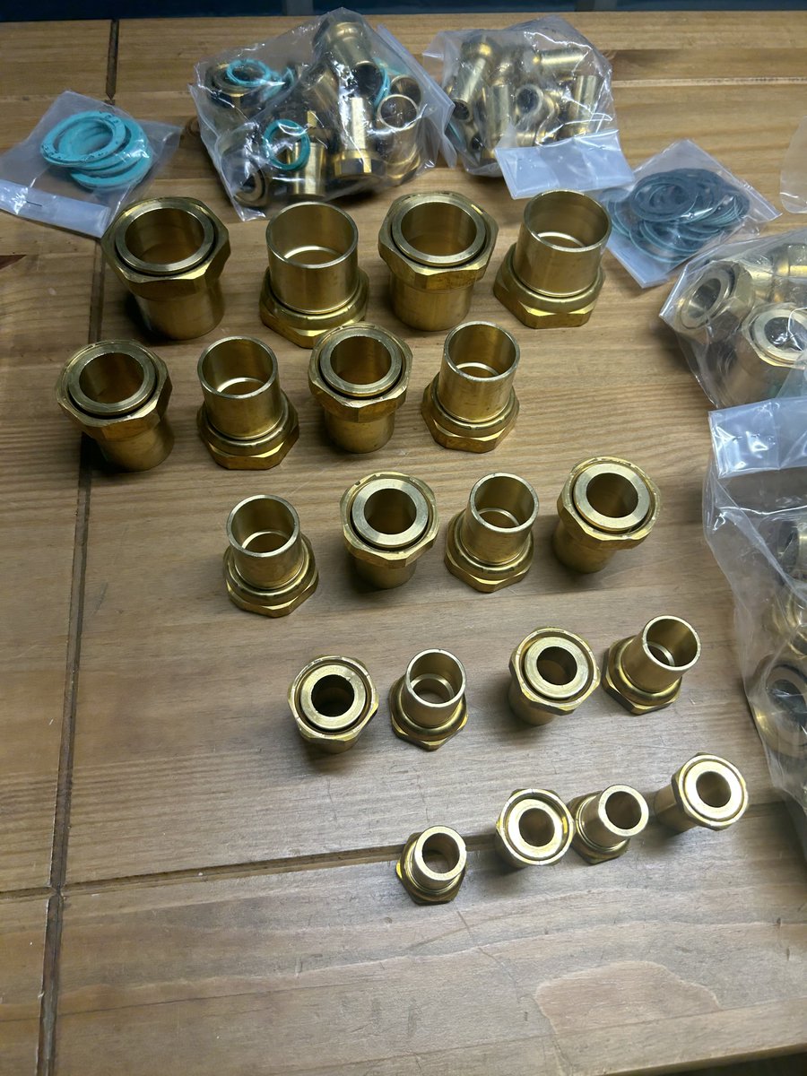 New delivery of these very handy Flat-Faced Unions -
Same size connection to pipe size.
2" x 54mm
1 1/2" x 42mm
1 1/4" x 35mm
1" x 28mm
3/4" x 22mm
beetbg.com