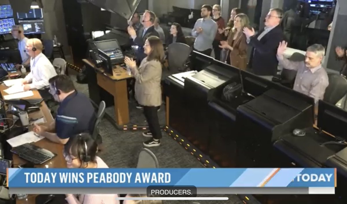 EvanChevrier's tweet image. A lot of people saying, “Hey Evan, congrats on the Peabody!”  And I say, “well thank you. But I did get SOME help.” 
So cheers to all my amazing teammates at the @TODAYshow @PeabodyAwards #PeabodyAward