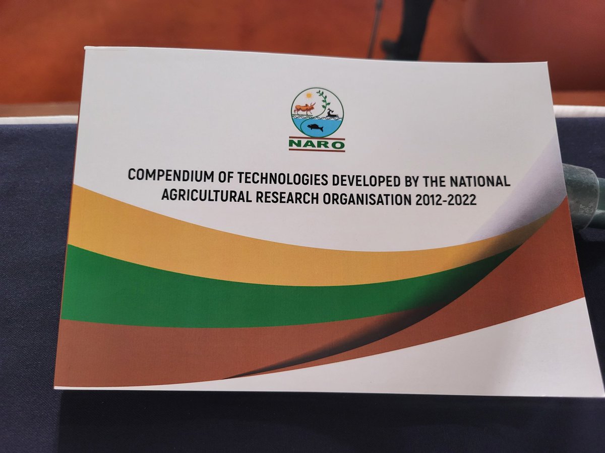 FrankTumwebazek's tweet photo. Officiated at a ceremony of recognising eminent scientists/breeders organised by @narouganda . I appreciated their efforts in building &amp; sustaining our food systems. Government is committed to supporting these scientists because they are the key enablers of the knowledge economy. https://t.co/SVmu7r5Pgg