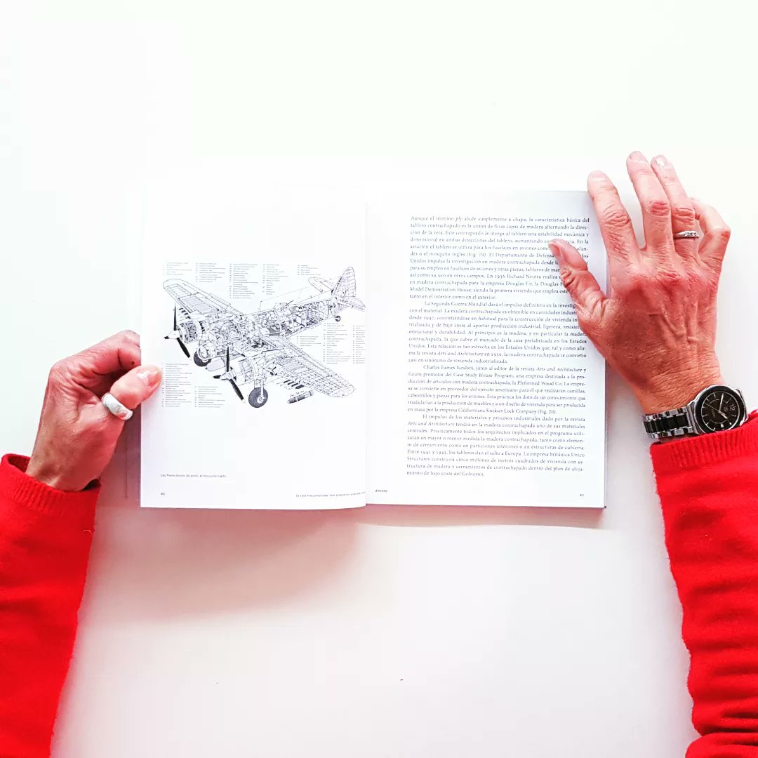 e_Asimetricas's tweet image. NEWS! &quot;La casa industrializada. Seis propuestas para este milenio&quot; de Pablo Saiz ya está disponible en edicionesasimetricas.com