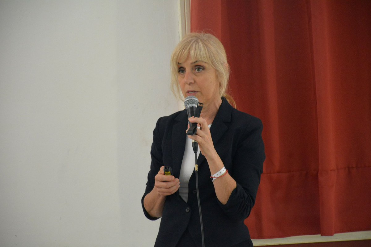 cuba_con_para's tweet photo. Inician las sesiones de trabajo en el Salón 290, Centro de Convenciones “Enrique José Varona” de la @UdeLaHabana 

Does the Constitution matter? On sustainability and future generations.
@GroppiTania (Italia), Università degli Studi di Siena

@dipecsiena @CalasCenter @AcademiaIDH https://t.co/aAcpAVDqXe