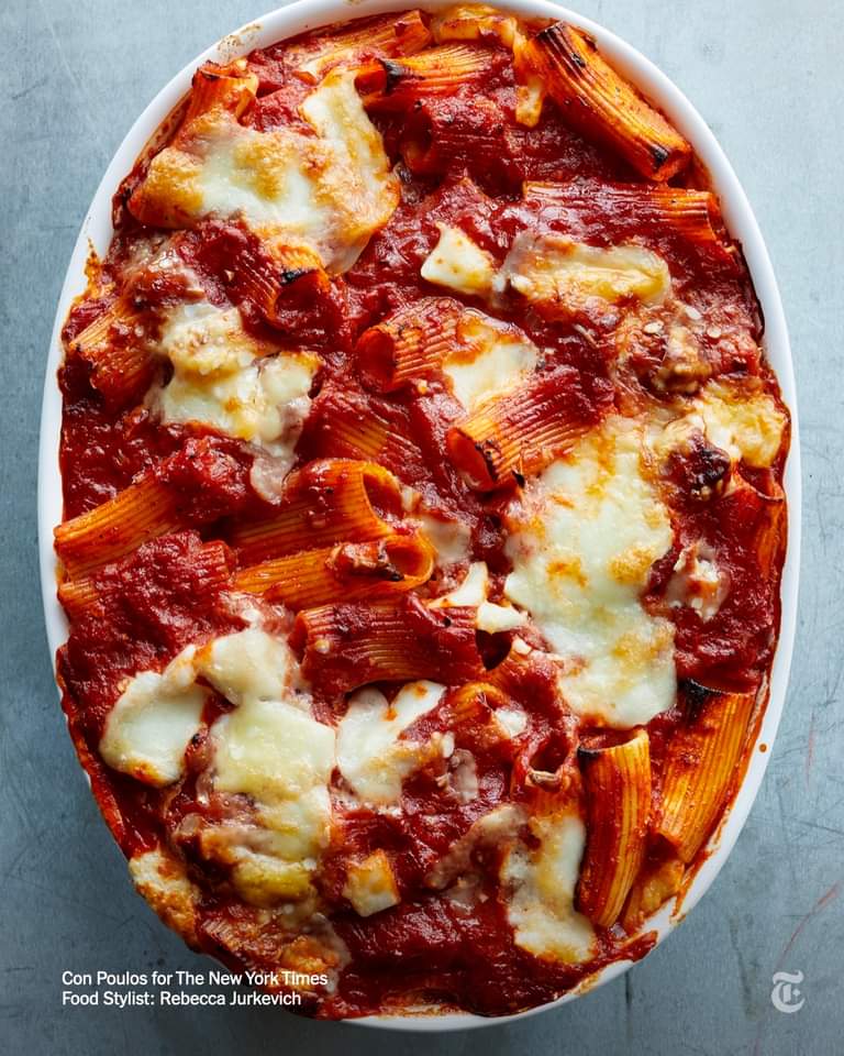 AnielaHoitink's tweet photo. "This is what I would order for my last meal! The perfect pasta dish, far better than any lasagna I have ever had," says a popular comment. "It's lovely what adding cream to ricotta does. Serve this to people you really love." https://t.co/8s9029RaNS
Timeline photos https://t.co/vuqNGpADWA