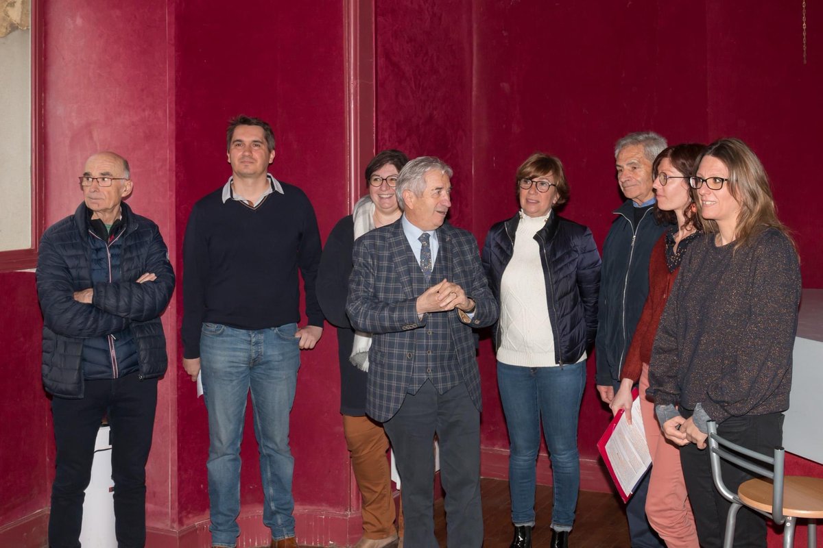 villesdeaux's tweet photo. 💦 [Culture Bains]

En début de semaine, s'est déroulé le vernissage de l'exposition Culture Bains à Néris-les-Bains, en présence des élus locaux, d'acteurs de la station et de la presse
Plus d'informations : https://t.co/kIzw3TEbDd https://t.co/oHTSduFGOZ
