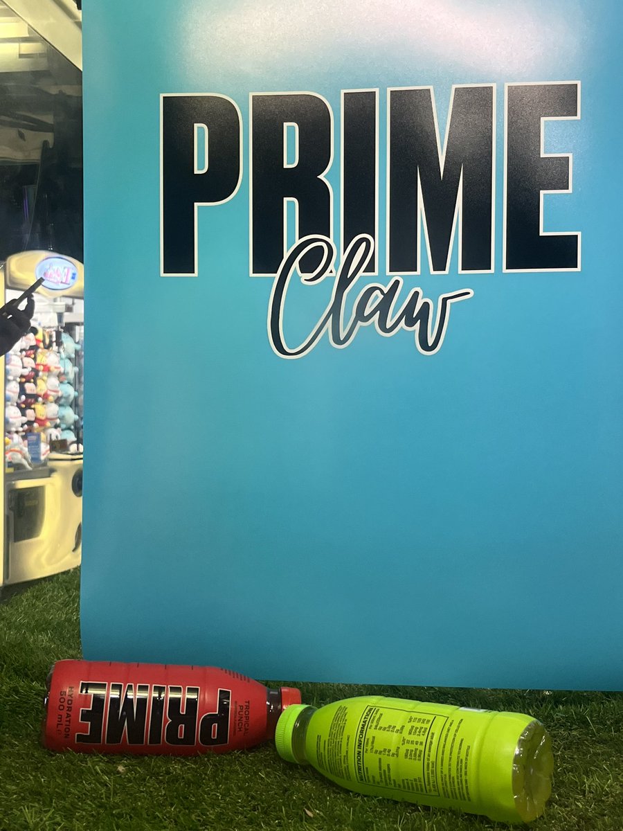 zachariahassler's tweet photo. New for 2023 Prime Claw Machine at Thorpe Park 50p a play ๐๐ #prime #primetracker @PrimeHydrate https://t.co/wLhhVhUKSj
