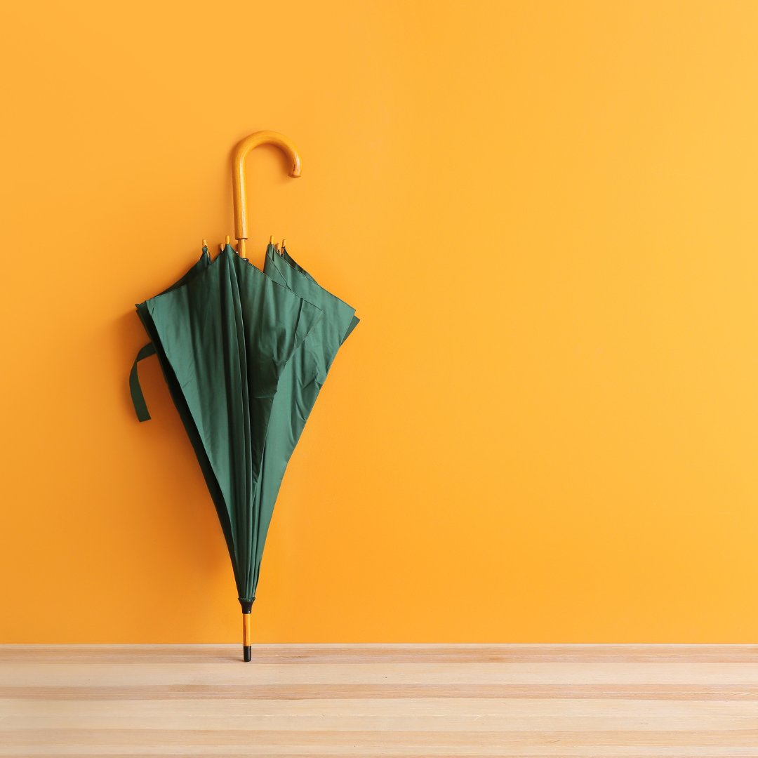 woodviewapt's tweet image. On these rainy April days, umbrellas are a necessary accessory. ☔️

#woodviewdeerfield #lpcyoubelonghere #lpcmidwest #lincolnpropco #lpchometogether #apartmentstyle #midwestisthebest #luxuryliving #lovewhereyoulive