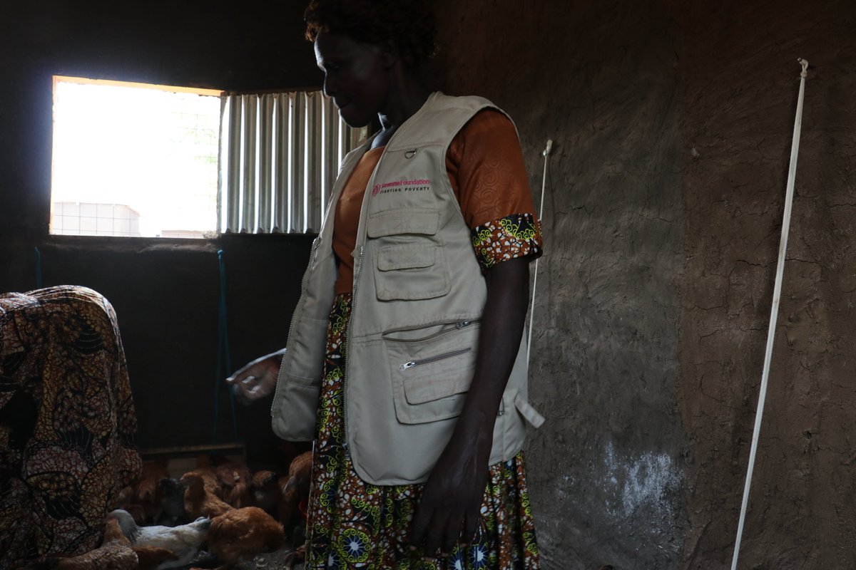RICEWestNile's tweet photo. Using a community-based approach, we work together with the local  communities  to implement the Community Managed Saving Groups program in partnership with @EaStromme . We form new groups, strengthen existing groups, training the groups on CMSG  methodology and business skills. https://t.co/pUivQFfEyc