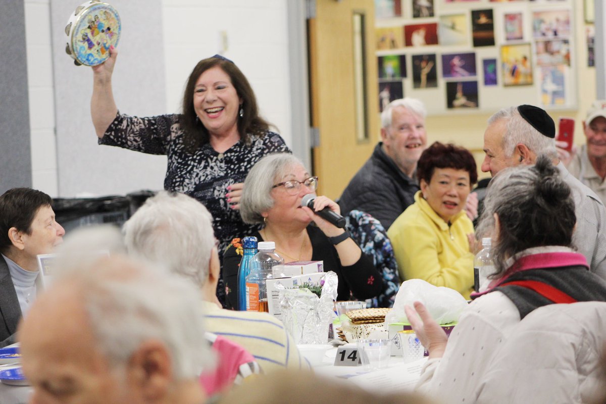 KleinLife tweet media