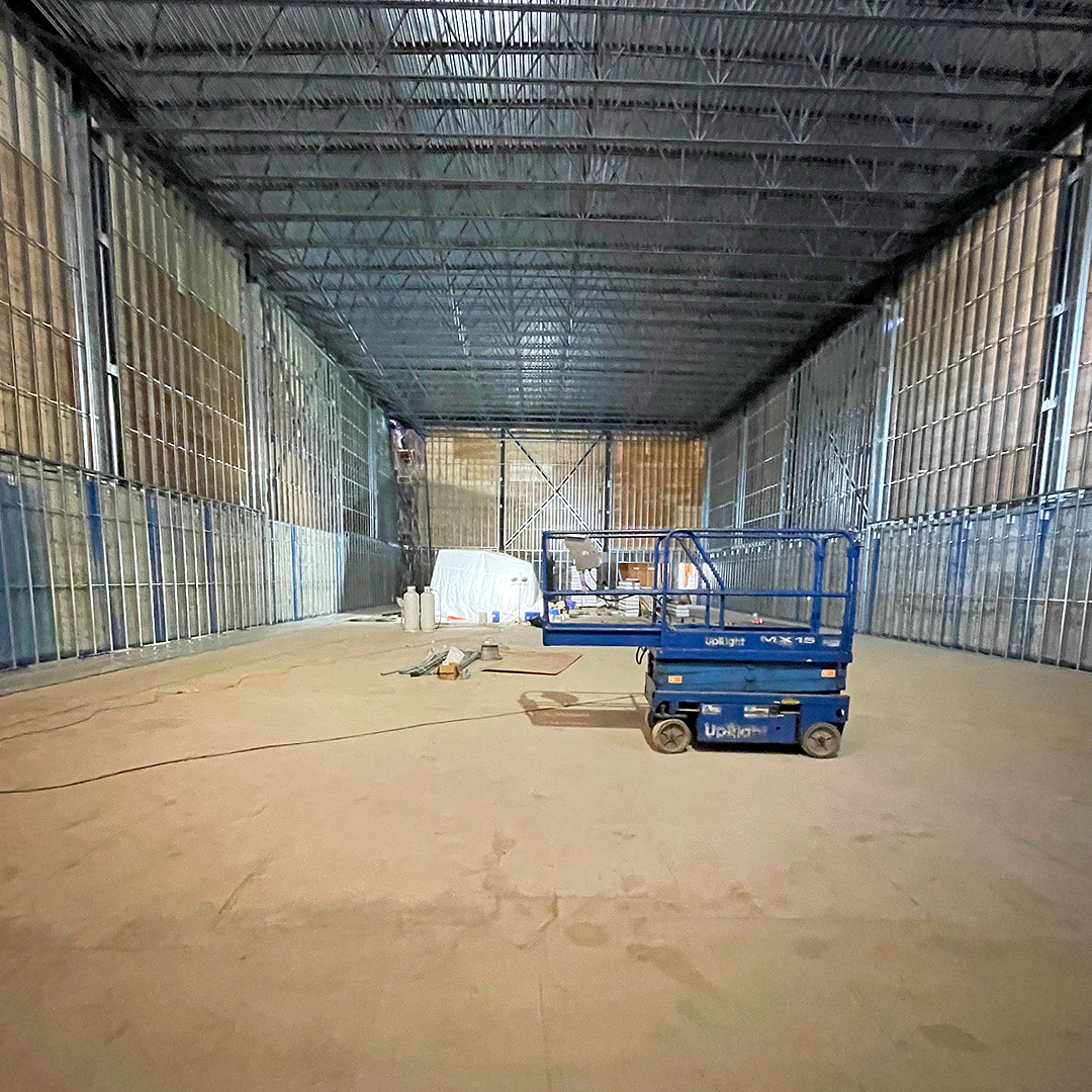 GNInsulation's tweet photo. Any guesses what this space will be used for once complete? Hint: 🎾

Yes, this space will be an indoor tennis court. #Sprayfoam was the perfect solution because it's an air and vapour barrier in one, and it offers a high R-value per inch, maximizing thermal performance. https://t.co/7L4IRSZsEc