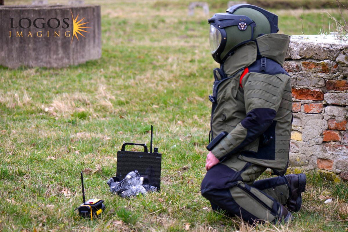 Designed with safety and efficiency in mind, our portable X-ray systems enable EOD teams to operate with ease, even in the most challenging environments. Protect your team and communities with our cutting-edge imaging systems. Contact us today to learn more!