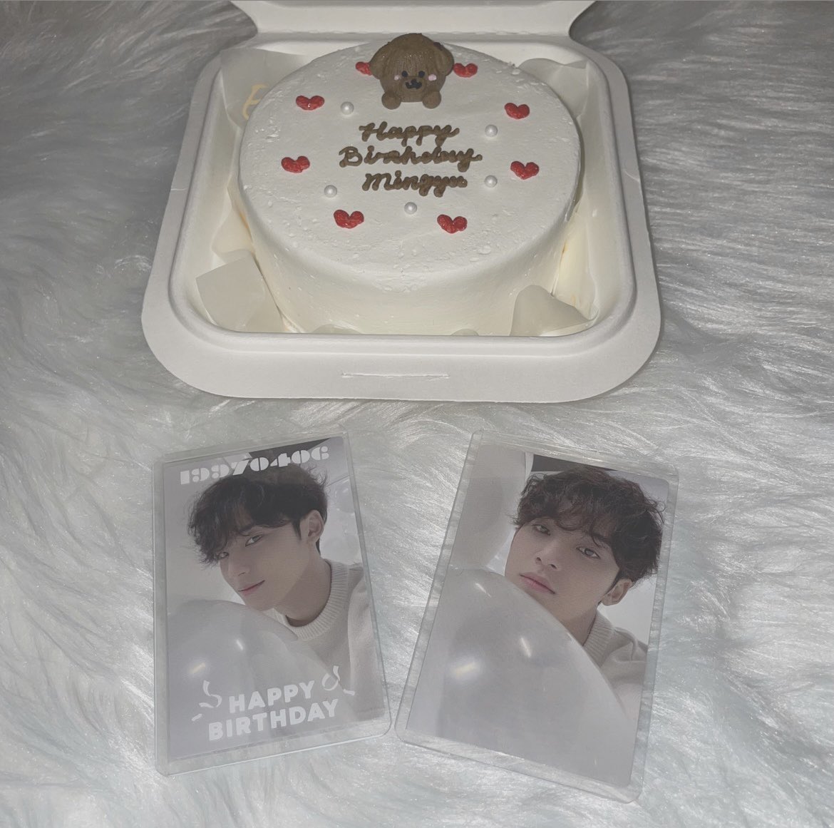 gyuiro0406's tweet image. 𝟐𝟎𝟐𝟑.𝟒.𝟔🤍 ̖́-

김민규 생일 축하해🐶🐾
いつも幸せにしてくれてありがとう

 #HAPAYMINGYUDAY 
#민규를_사랑하는_406가지_이유
#MinGYUMakeMySpring