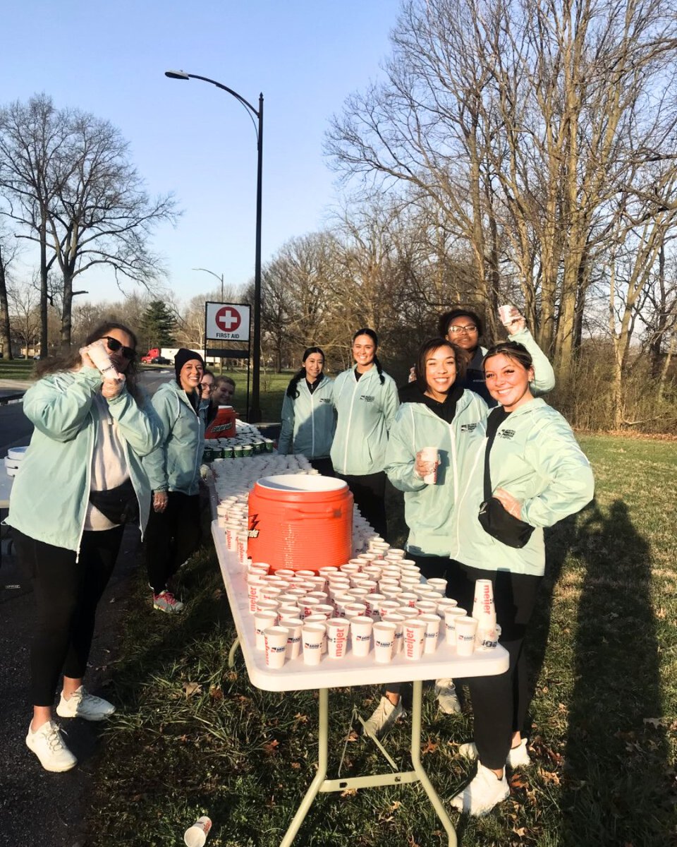 PrincessIndy500's tweet photo. Reminiscing from last week at the @500Festival 10-Miler, presented by @OrthoIndy.ππ½ββοΈ Huge shoutout to all of the participants and amazing volunteers for coming out and spending an exciting morning with us! #PrincessProgram #IndyMilers https://t.co/ThCddhXv2t