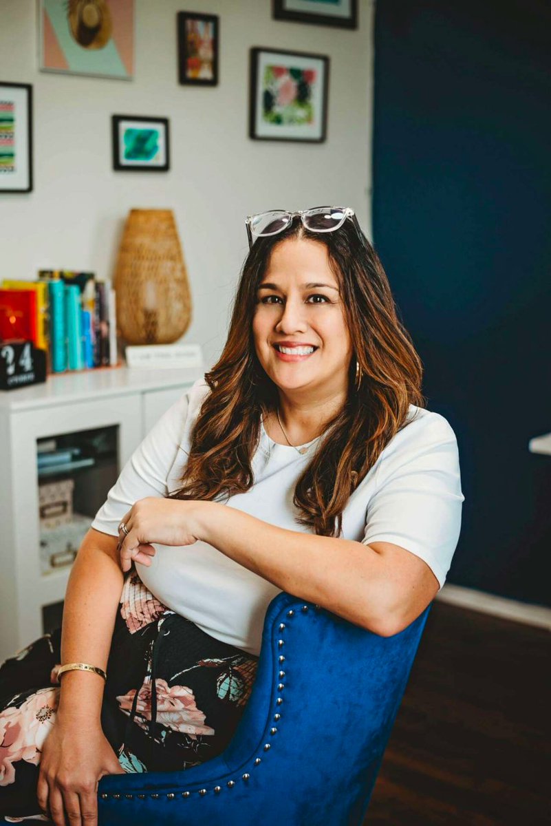 thehauoli_'s tweet photo. #FeaturedIn
"... I hope that my small part in helping others with their business is impactful for them and for my daughter to know that doing scary things (like running your own business) is achievable with hard work and belief in yourself."
https://t.co/8SWsj5fYFF https://t.co/5z25C8MqW3