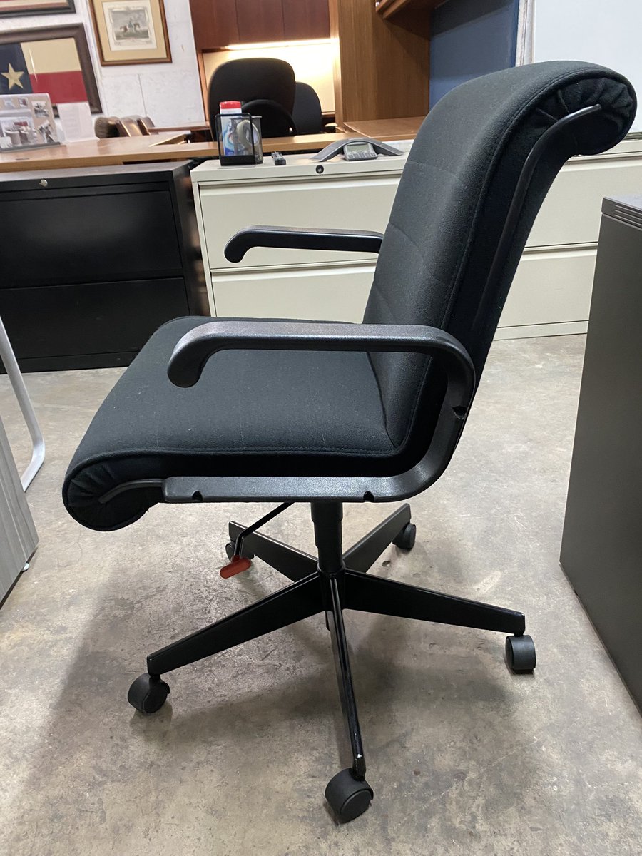 DFSIHOUSTON's tweet image. Knoll sapper office chair, commercial grade, black fabric, adjustable seat height, swivel, tilt, upright back lock, tilt tension control. #knoll #sapper #designerchairs #officechairs