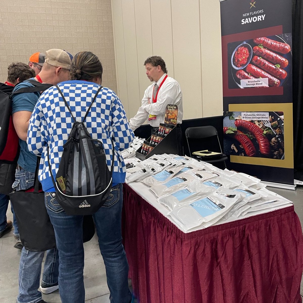 ExcalSeasoning's tweet photo. ‘Tis the season to “meat and greet” at the @AAMPNews state shows. Here’s our team at the Minnesota Association of Meat Processors Convention in St. Cloud in mid-March building up our new Sweet, Heat & Savory blends. #MeatProcessors #convention #tradeshow #seasonings https://t.co/NM8DU4hfU4