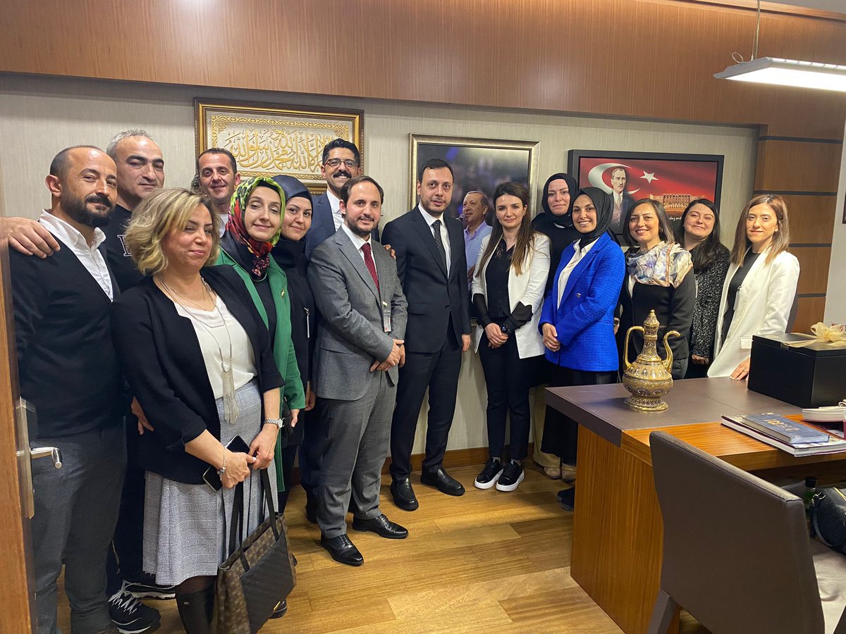 eyupozsoymv's tweet photo. 📍 TBMM 

Kamuda çalışan Peyzaj Mimarlarımızın temsilcileri, Peyzaj Mimarları Derneği Üyeleri ve Peyzaj Mimarları Odası, Gazi Meclisimizde ziyaretimize geldiler.

Resmi Gazetede yayınlanan Kanun tüm meslektaşlarıma tekrar hayırlı olsun. https://t.co/4YUWgmr3Cq