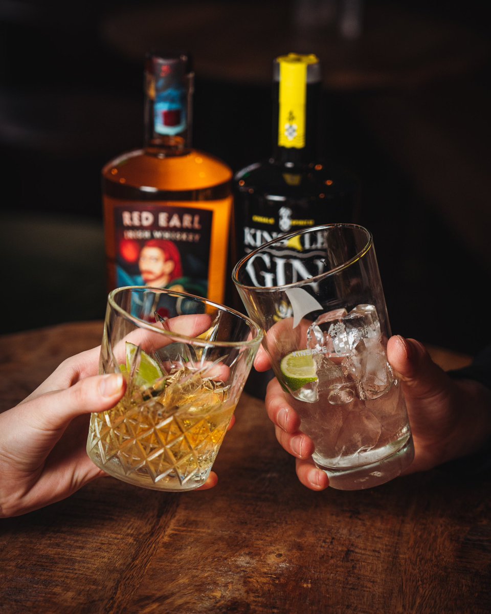 Indulge in the rich, smooth taste of a Red Earl Irish Whiskey and a refreshing Kinsale Spirit Gin from <a href="/kinsalespiritco/">Kinsale Spirit Co</a>  at <a href="/soberlane/">Sober Lane</a> 

The ultimate Hump day treat ! 

#soberlane #kinsalespiritco #redearlirishwhiskey #kinsalespiritgin #humpday #cheers