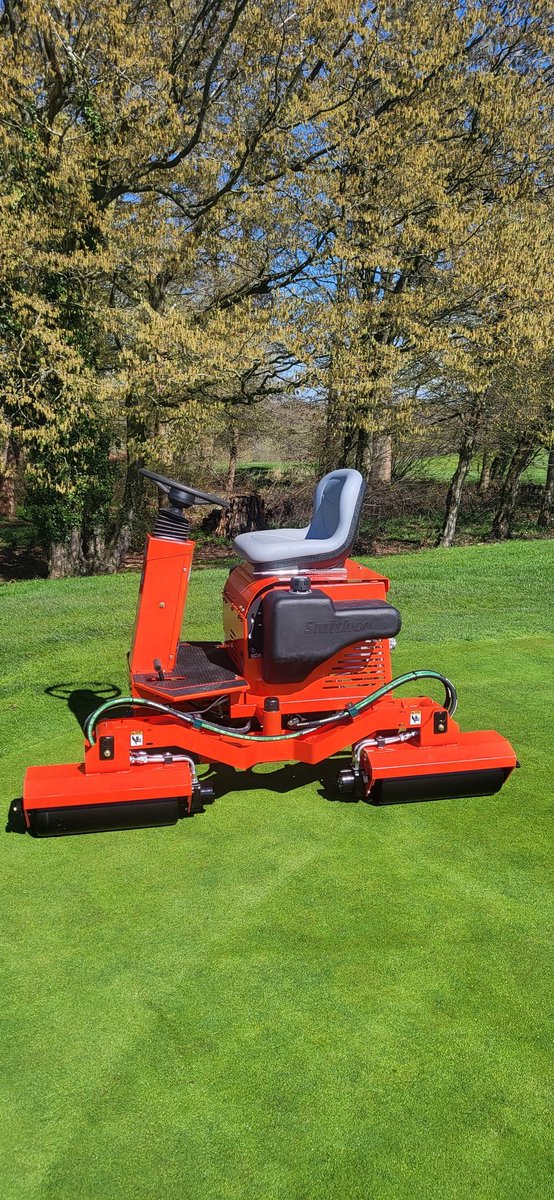 New addition to the fleet, greens won't know what's hit them <a href="/AldwickburyGolf/">Aldwickbury Park GC</a>. Massive thanks to Dan Spencer at <a href="/ErnestDoeSons/">@ErnestDoeSons</a> 👌👌