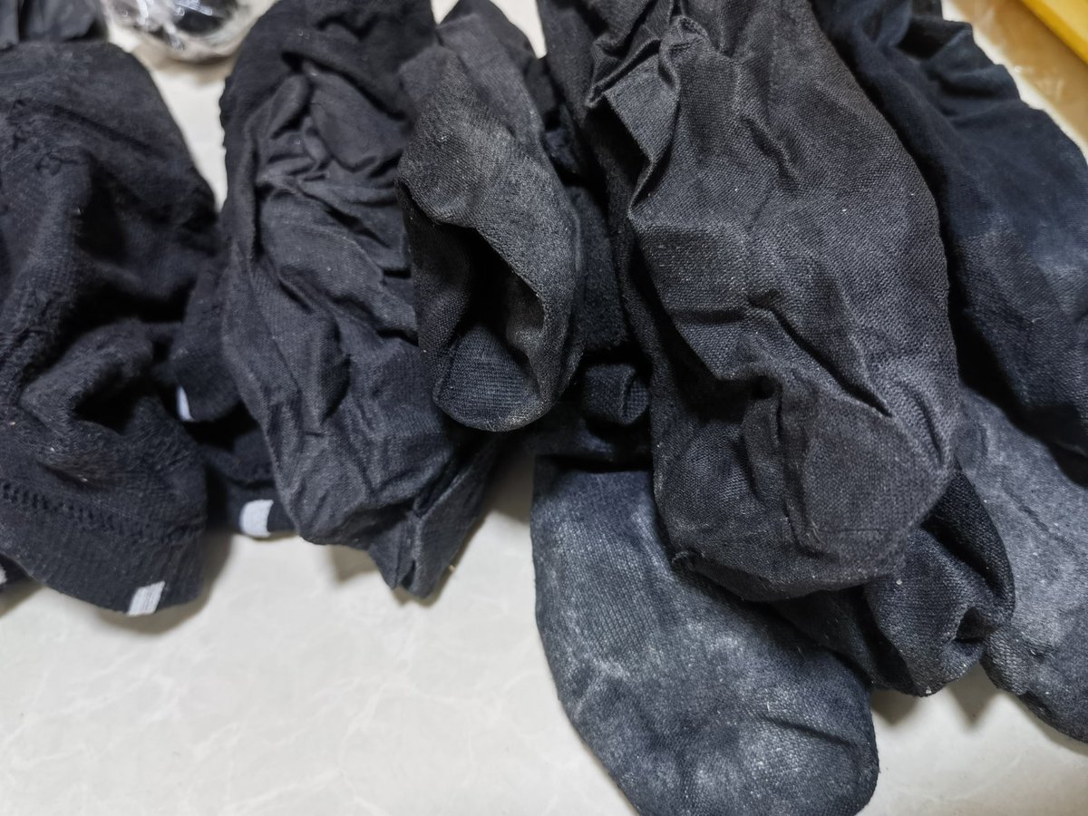 黑袜合集，每双15米（臭味不一）