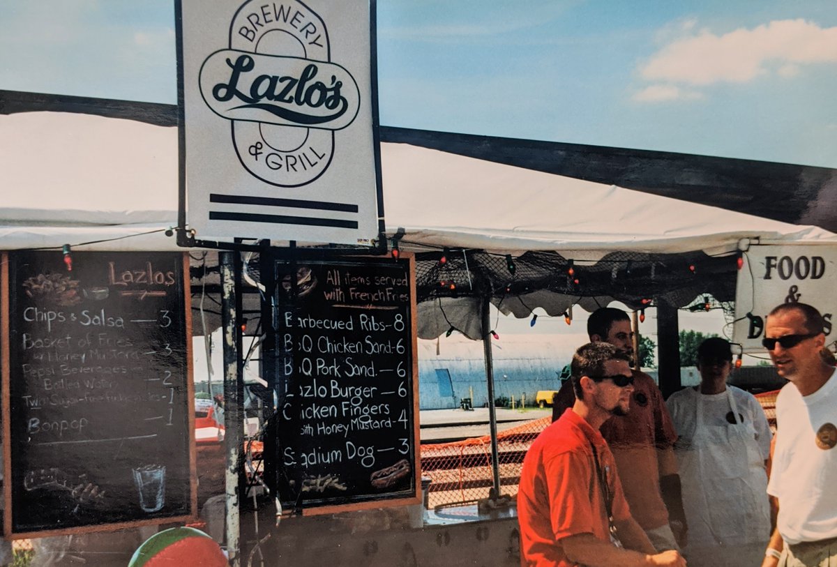 LazlosBrewGrill's tweet photo. #NebraskaDay
Great food and Nebraska brew.
Thankful for our Nebraska roots and our loyal guests.
Read more of our story here: https://t.co/zQ8suIoSmV https://t.co/MTardOmAyL