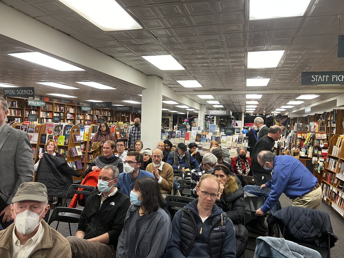 WASHLIT's tweet image. Thank you @andrea_wulf for joining us at @PoliticsProse last week to talk about your new book, “Magnificent Rebels: The First Romantics and the Invention of the Self.”

Purchase her book today! politics-prose.com/book/978052565…