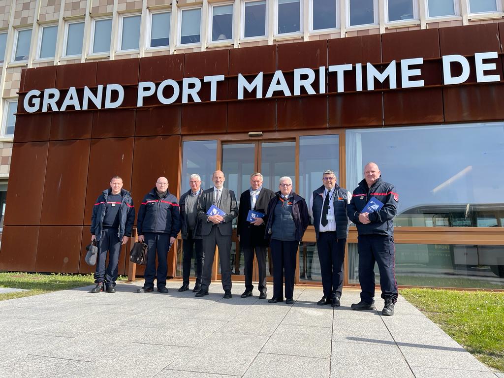 Ce jour, le président du Sdis Jacques Houssin rencontrait Maurice Georges, président du directoire du Grand Port Maritime de Dunkerque et ses équipes.