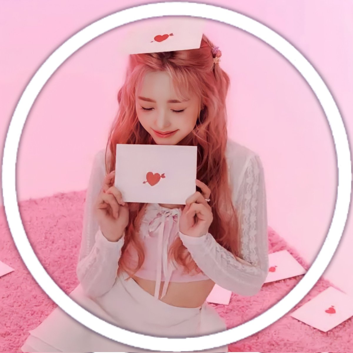 xPeekABco's tweet photo. #NuevaFotoDePerfil https://t.co/UFy3KzFBmd