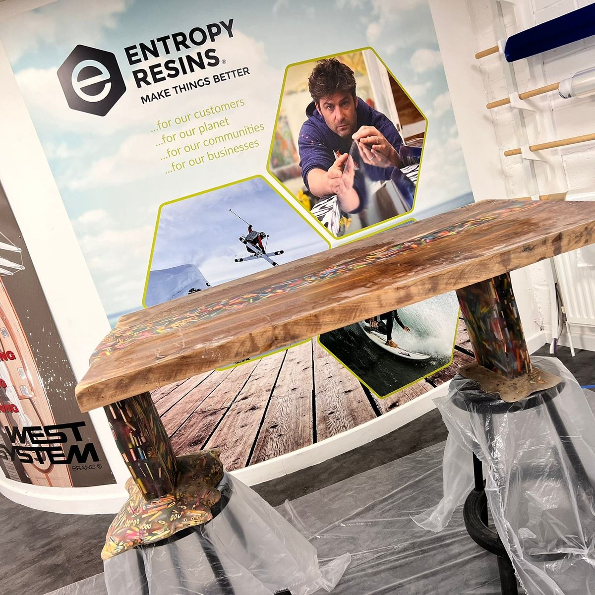 entropyresins's tweet image. Lights, camera, action! A restoration of 🎥 @nickzammeti 's pencil river table.

Watch him make it: bit.ly/3ZF3o5f

#resinart #pencilart #tabledesign #entropyresin #entropyresins #woodentable #rivertable #epoxy #resin #sustainable #biobased #USDA #biopreferred