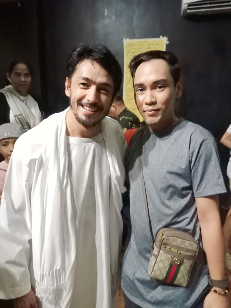 LuminaKlum's tweet photo. Backstage with Jesus. Kaya pala ang pogi ni Jesus. Congrats Sir Migui Moreno #MiguiMoreno #Senakulo #StaAna #PlazaHugo https://t.co/uFNsgthBSQ