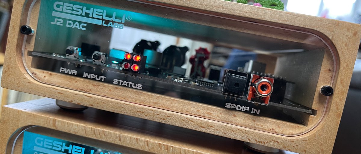 hometheatergeek's tweet photo. In a veritable sea of inexpensive high-performance headphone amps and DACs flooding the market from China, Geshelli Labs stands like...Take a look at our recent review!

#geshellilabs #archel2point5xl #headphoneamp

https://t.co/NnpaycGtvc

@geshelli_labs https://t.co/OMlWVb62Go