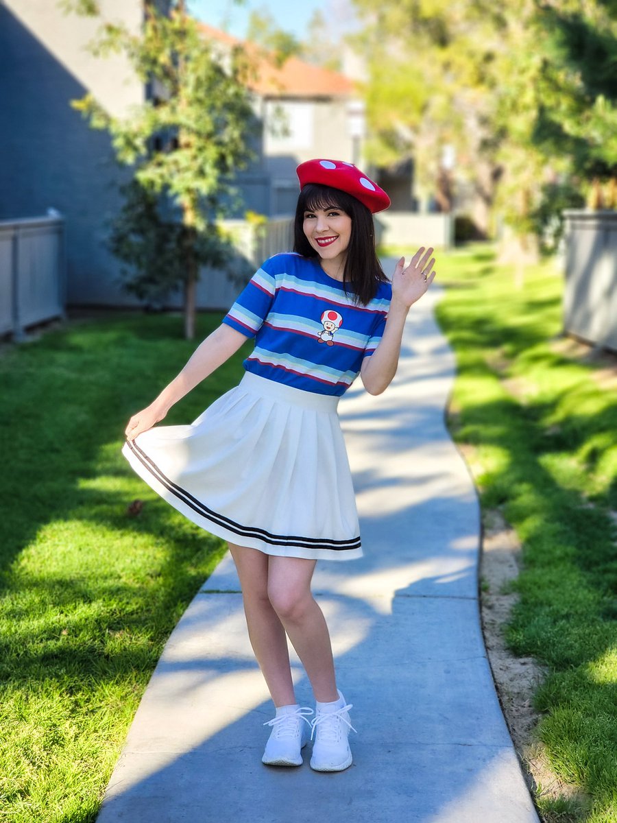 acrossthestars's tweet photo. “Whoo-hoo!”
The new Super Mario collection by @BoxLunchGifts is out just in time for #TheSuperMarioBrosMovie! I can’t wait to see it! 🍄Toad is one of my favorites. This t-shirt is available in sizes XS-3X (I’m wearing an XS).
#BLCollective #BLSponsored #BoxLunchXLevelUp https://t.co/JWWFxwaXe8