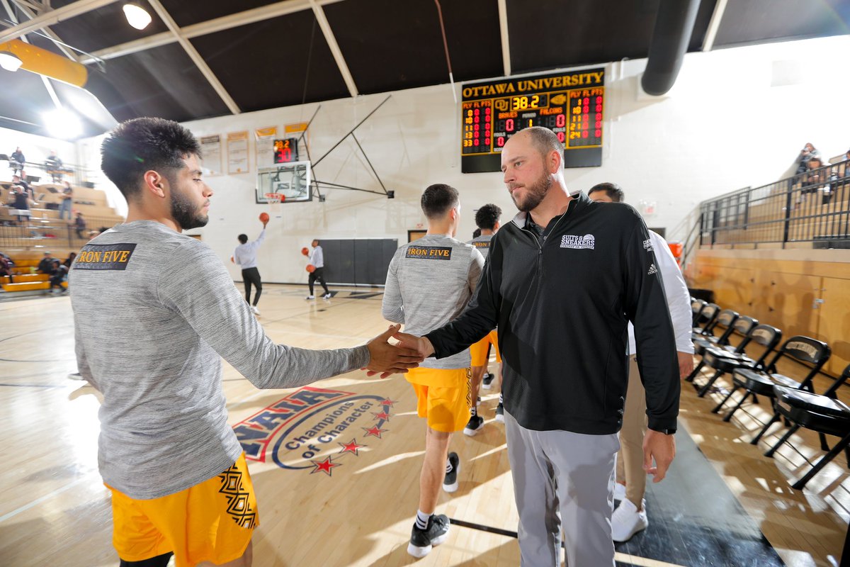 BravesAthletics's tweet photo. Congratulations to alumnus Phil McClintock on being named the Head Basketball Coach at Friends University! Congratulations, @McClintockPhil‼️#BraveNation https://t.co/QRoMPC6cgg