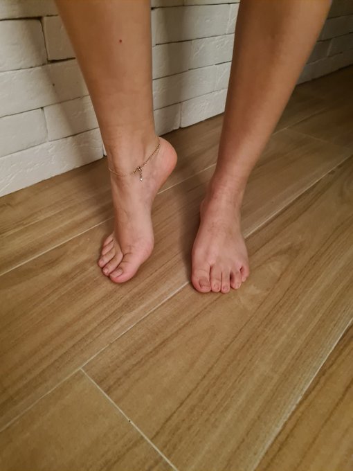Where's my natural toe lovers? 🤭 https://t.co/QIHtNSCKyt<a href="/tag/mvsales"class="tags"><span>#mvsales</span></a>