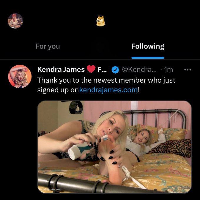 I&rsquo;m not complaining but what is this adorable doggy at the top of my feed? Also: Mmmm @KendraJamesxox