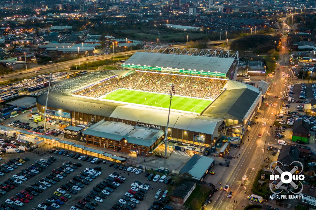 Apolloaerial's tweet photo. #EllandRoad lit up and a win for @LUFC last night #lufc #LeedsUnited #leedsvsnottingham #LUFCvNUFC https://t.co/LlIDByRBtt