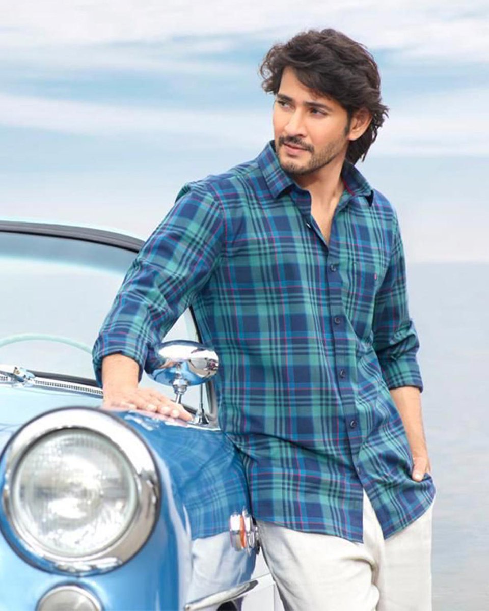VCinemaLive's tweet photo. Woaww, look at the Sexiest Man Alive! ๐คฉ People are going crazy over the latest stills of #MaheshBabu for a leading Indian lifetsyle brand #OTTO. Is the #Superstar really 47? ๐ค
Credits: OTTO
#SSMBforOTTO #SSMB28 #SSMB29 #VCinema #VCinemaGallery https://t.co/dk7o8L6Scp
