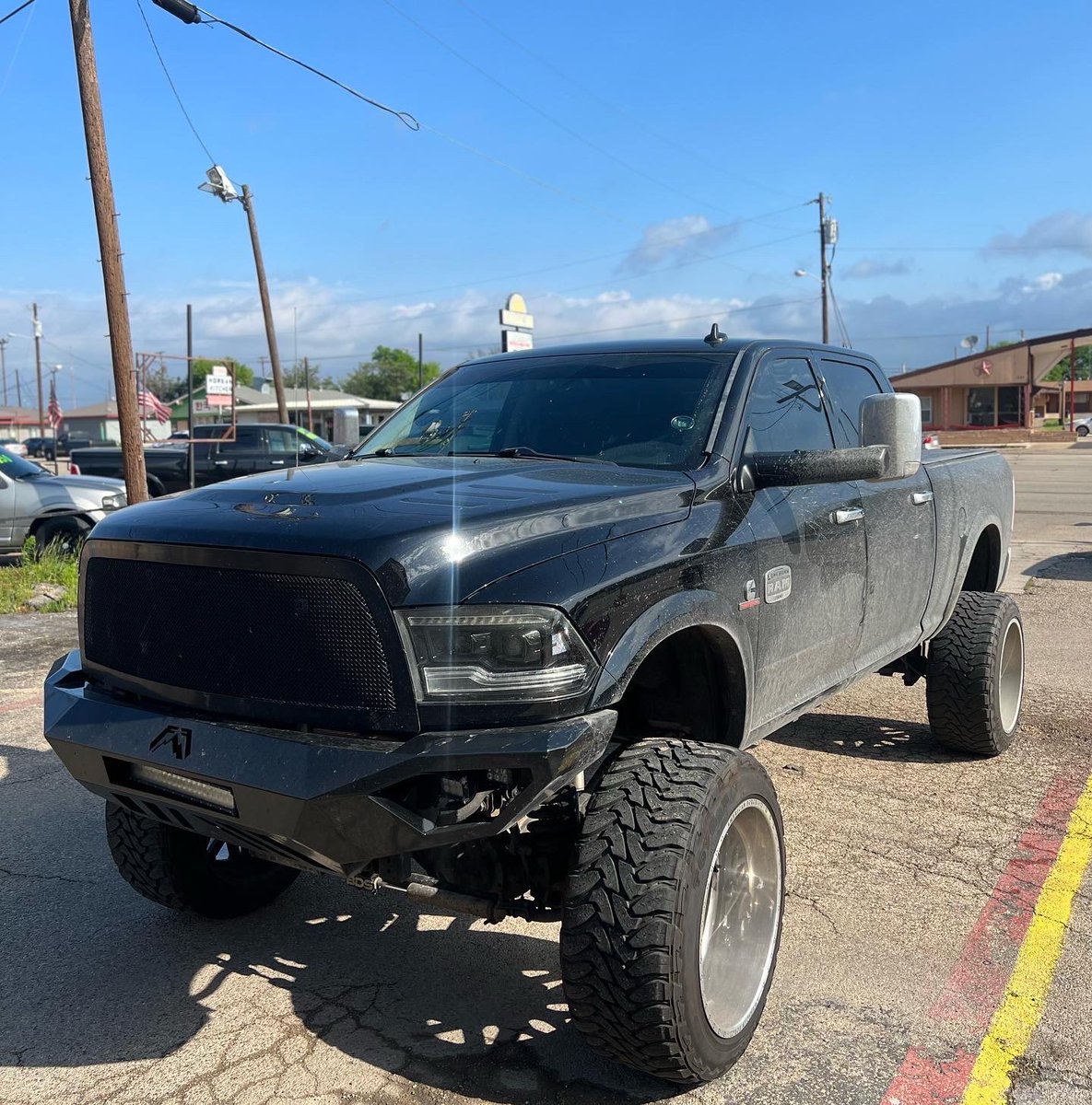 SCADTX's tweet photo. We Love Our Loyal Customers 🫶 Quick #Washandwax On This Beauty Right Here ✨
#autodetailing #autodetail #exterior #interior #exteriorwash #killeen #americanforces #americanforcewheels #tx https://t.co/fOjkndQNOx