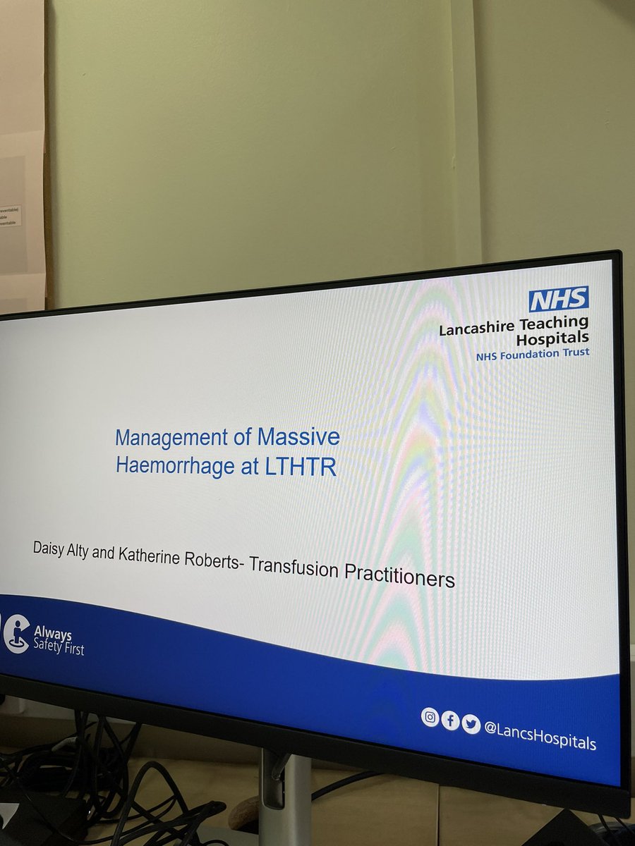 Today we presented at the NMAHP Leaders meeting on understanding massive haemorrhage and educating & empowering staff with knowledge to confidently approach this situation 🩸 @SarahC_RN @SisterScrappy