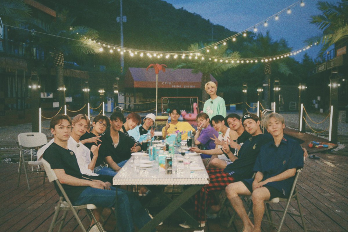 shuasmedia's tweet photo. i love this family so much 🥹 https://t.co/YQhcFSHFFH