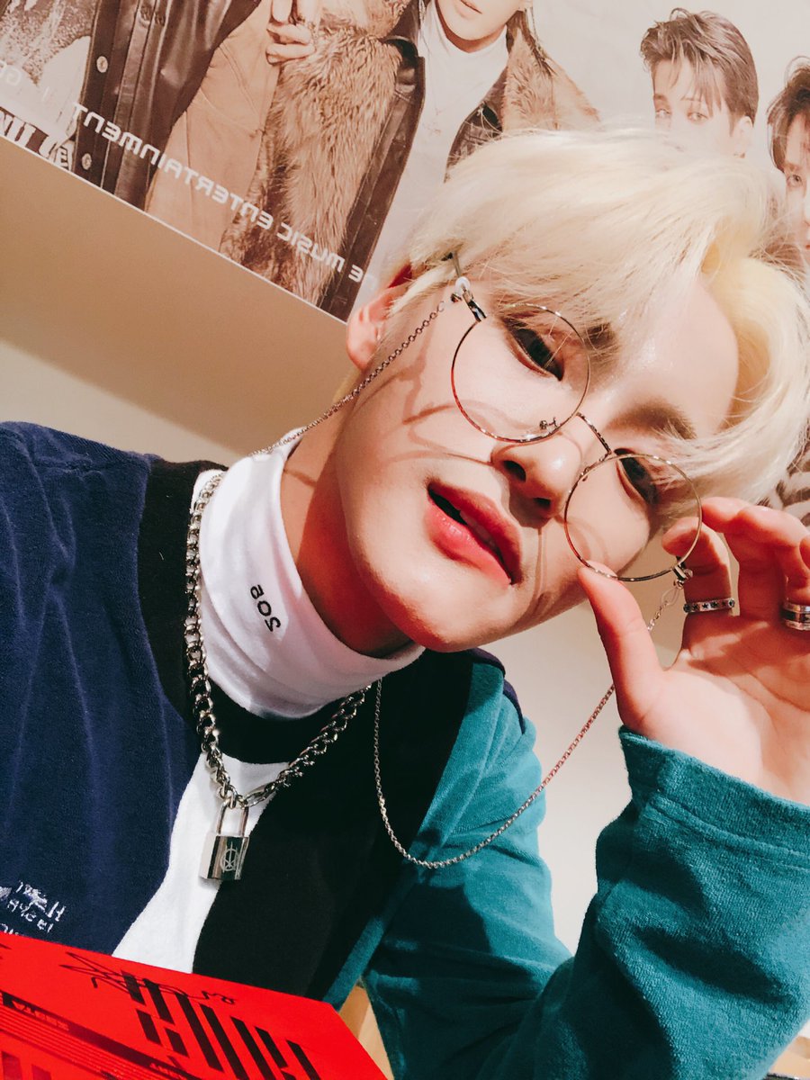 shwarchives's tweet photo. 190214 | #성화 #seonghwa #ateez https://t.co/RtqjuZ5SqL
